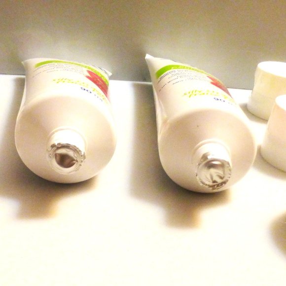 BX65 3 NEW Tom's of Maine SILLY STRAWBERRY Children's Toothpaste 90ml Floride - Picture 6 of 6